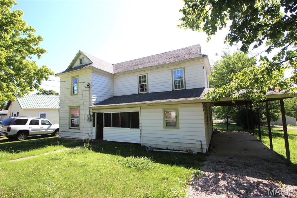 206 N B Street — photo