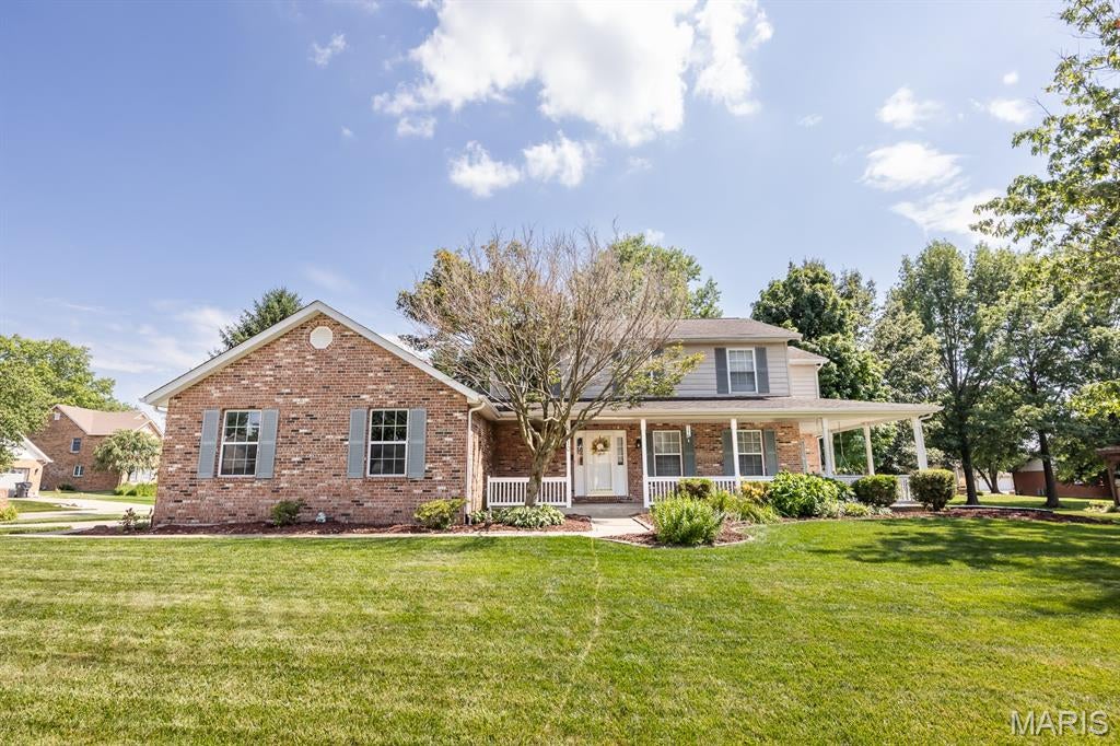 310 Meadowlark Lane — photo