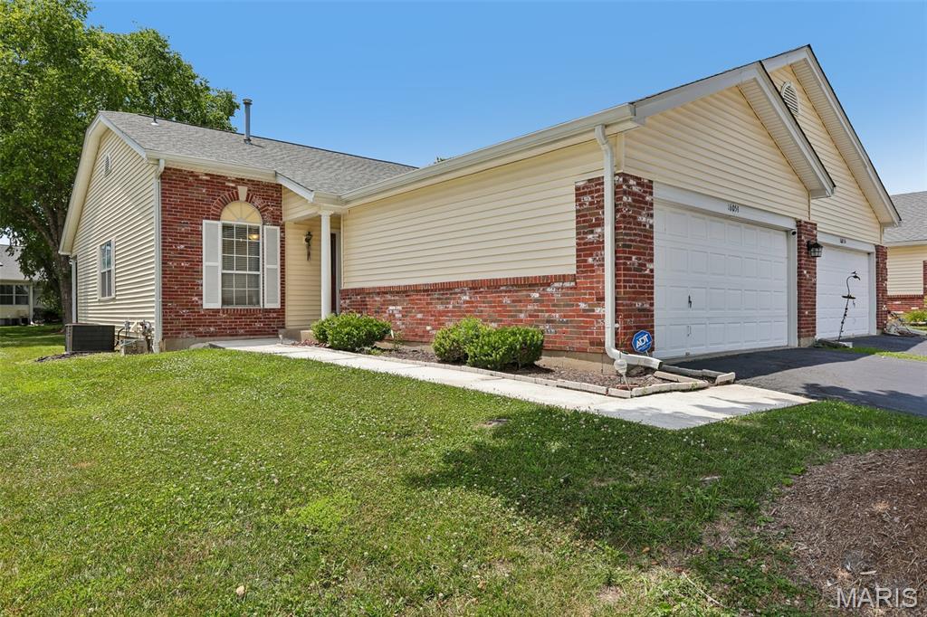 16054 Rose Wreath Lane — photo