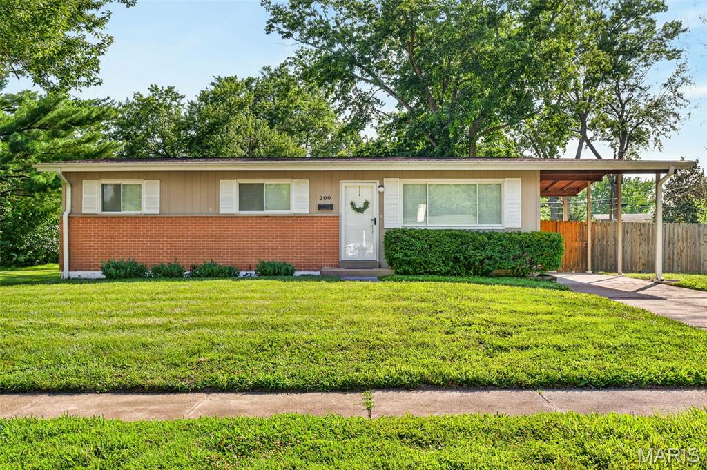 200 Falcon Drive — photo