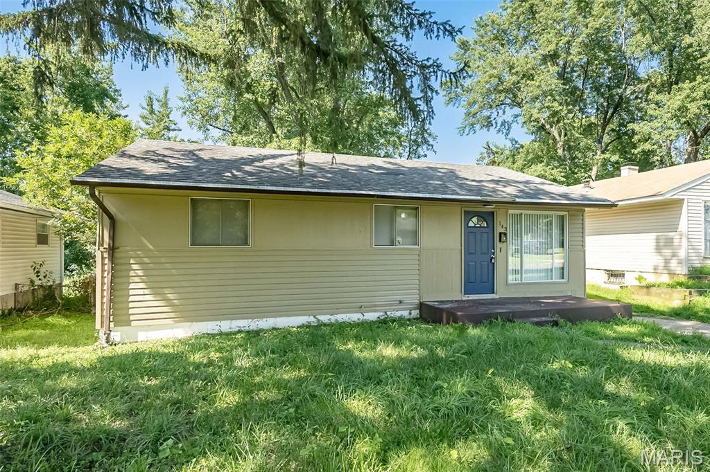 143 roderick dr, SAINT LOUIS MO 63137 — photo 2
