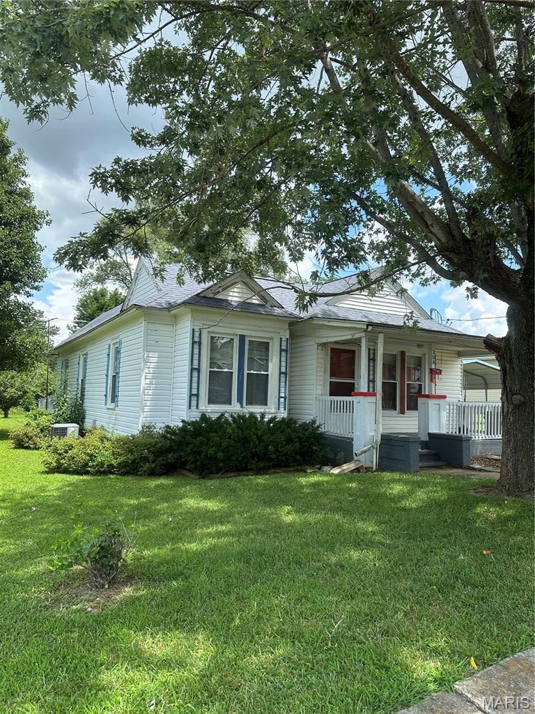 308 Lewis Street — photo