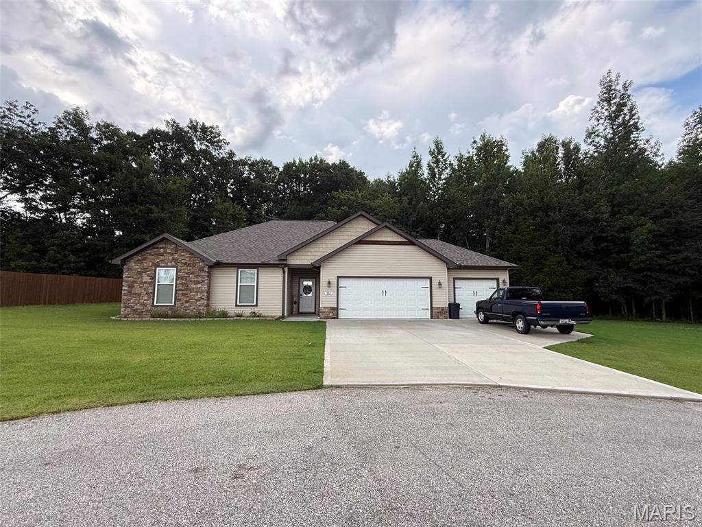 351 Wellington Drive — photo