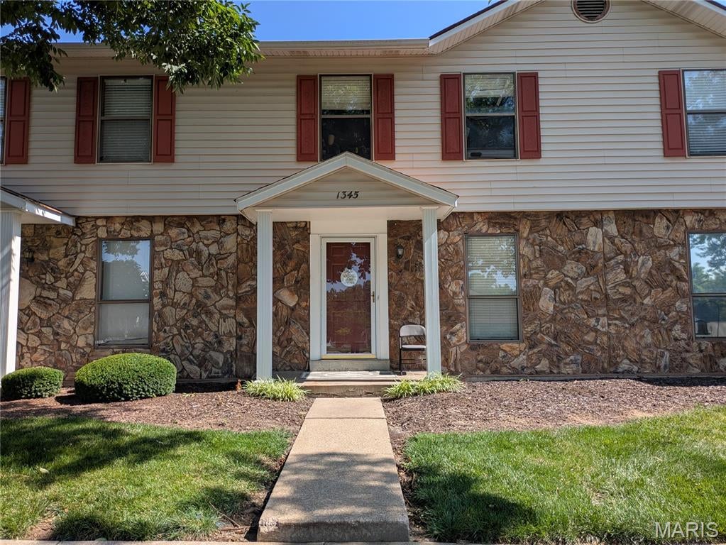1345 Sunburst Drive B — photo