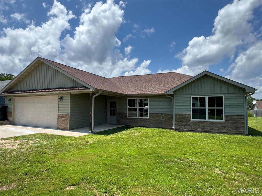 152 Mesa Drive — photo