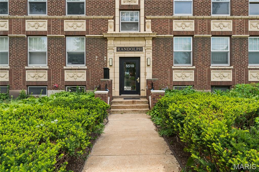 5510 Waterman Boulevard 201 — photo