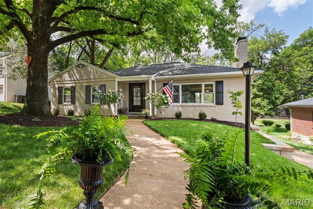 1435 Andrew Drive — photo