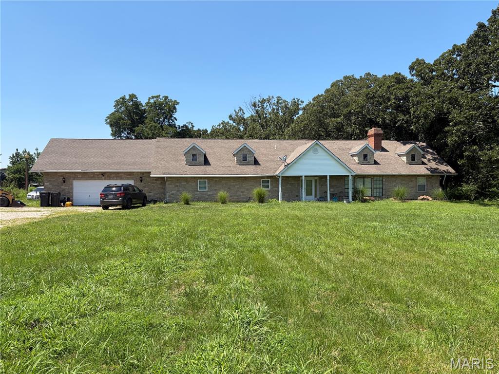 2707 N Service Road — photo