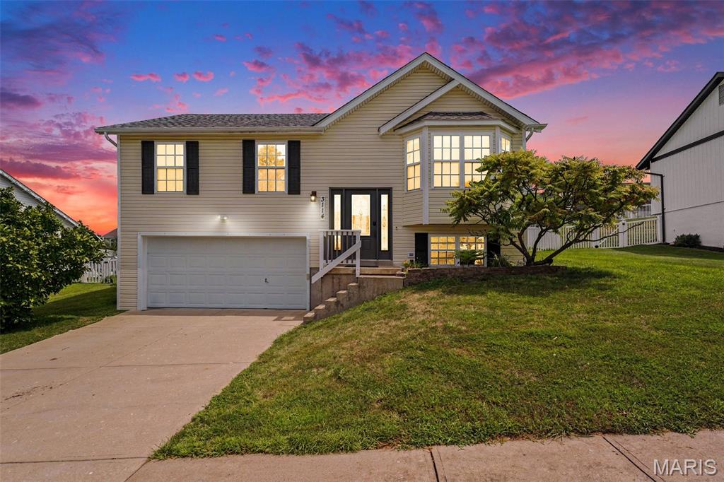 3114 Valley Oaks Drive — photo