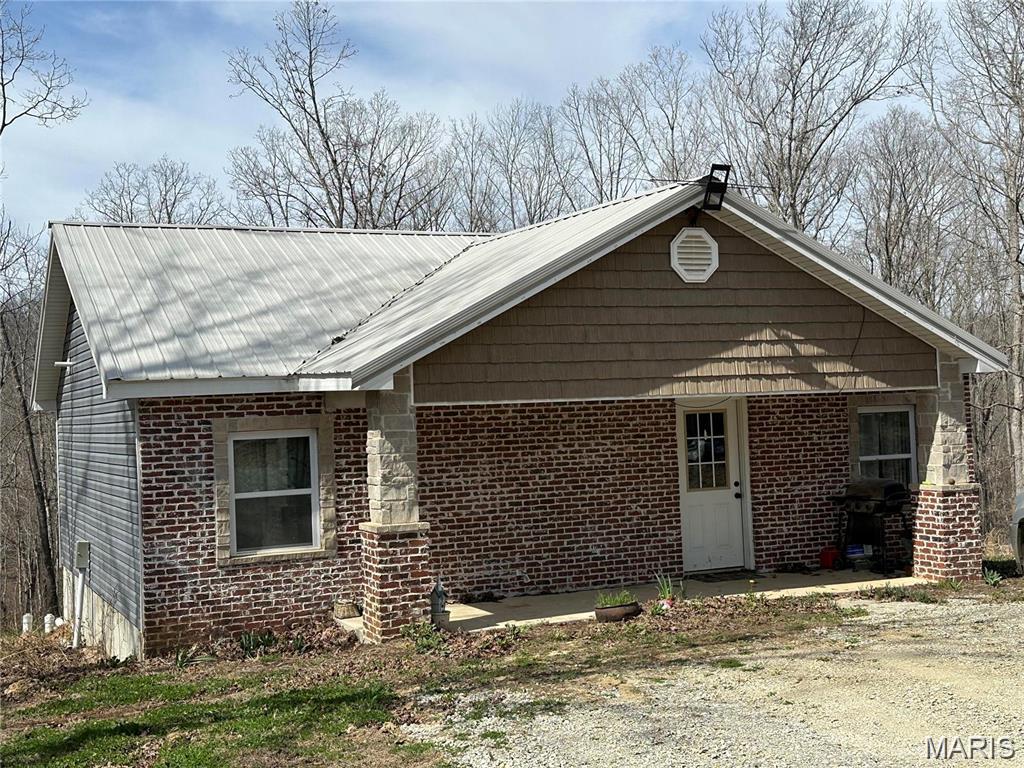 21589 Bcr 832 — photo