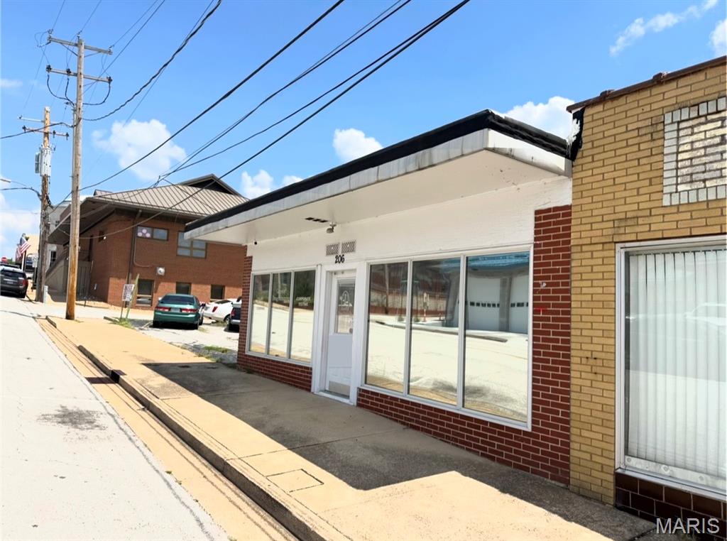 206 S Church Street — photo