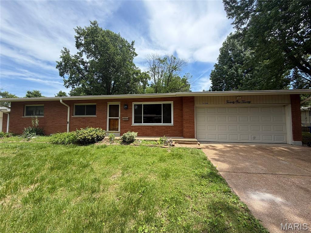 2120 Argo Drive — photo
