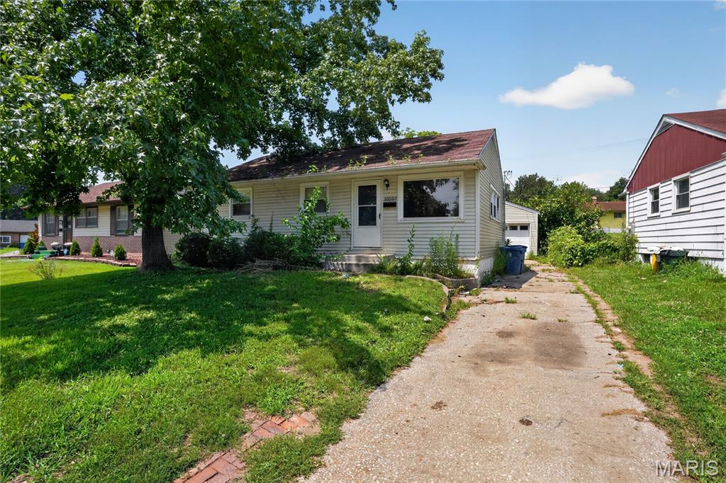 10507 Renfrew Drive — photo