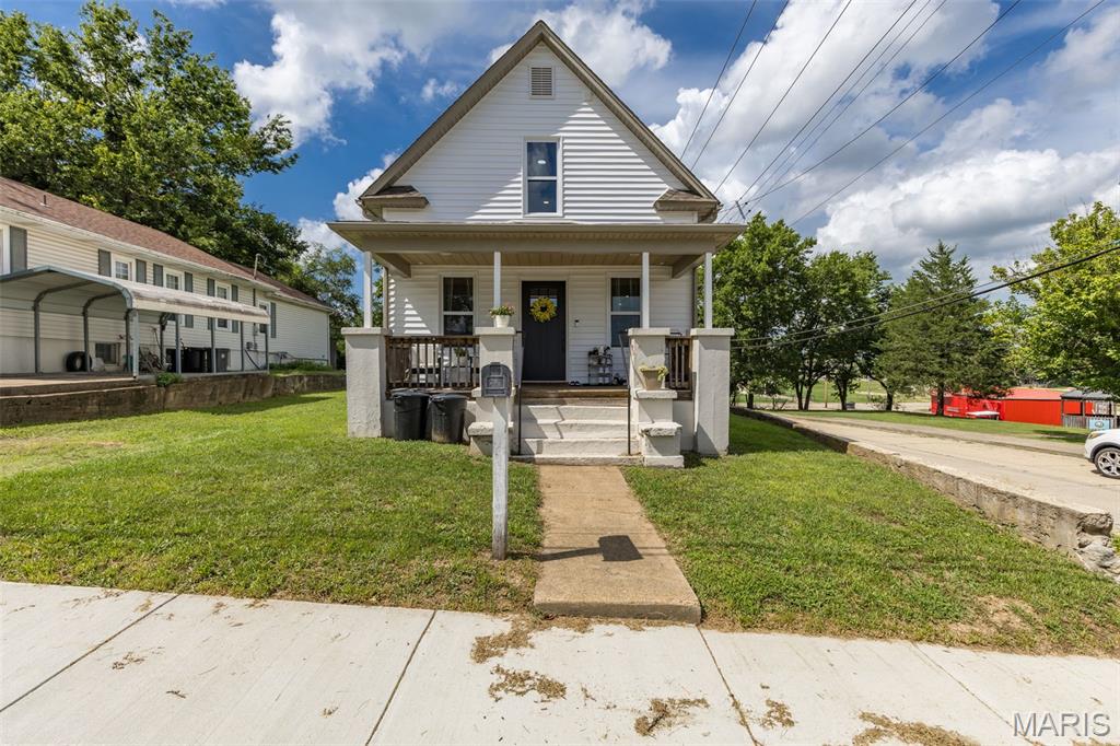 100 W Elvins Boulevard — photo