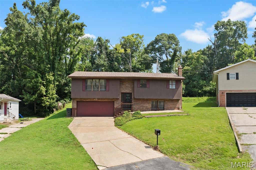 27 Oakleigh Drive — photo