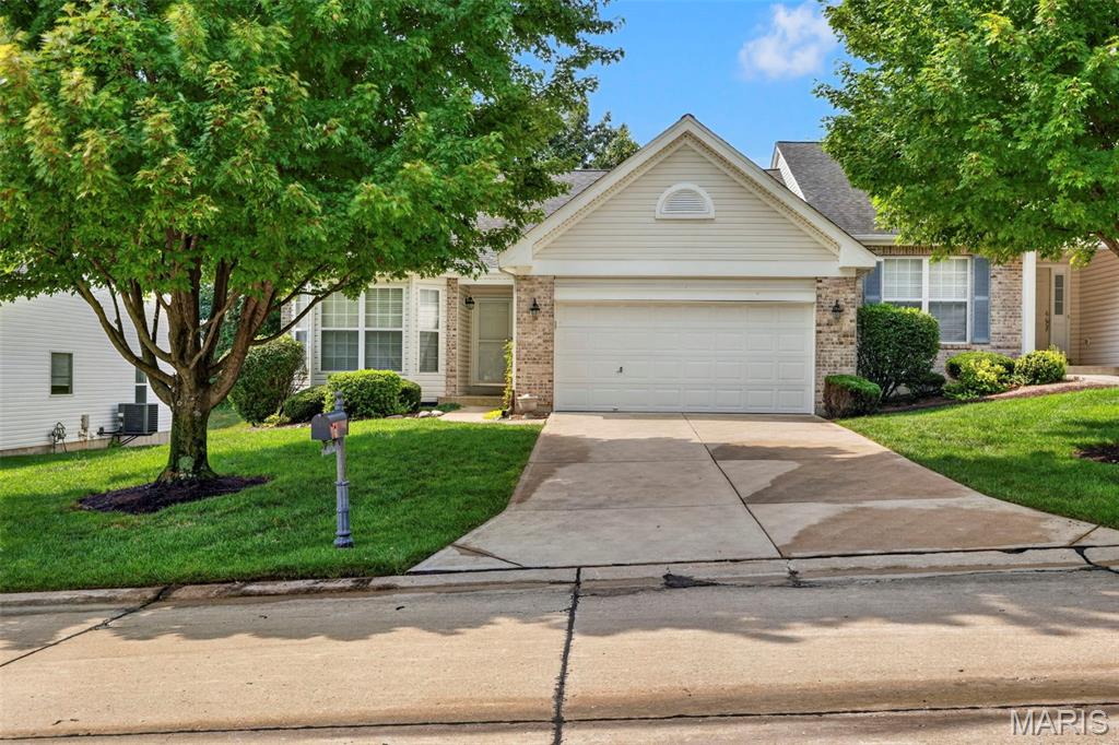 1319 Pine Bluff Drive — photo