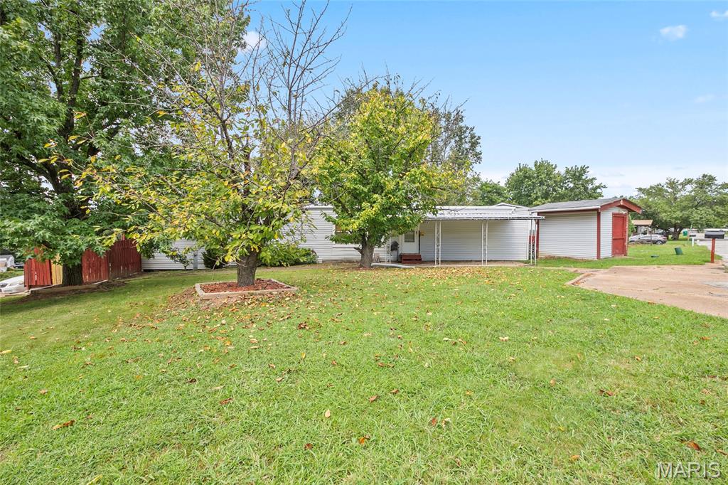 621 Pine View Drive — photo