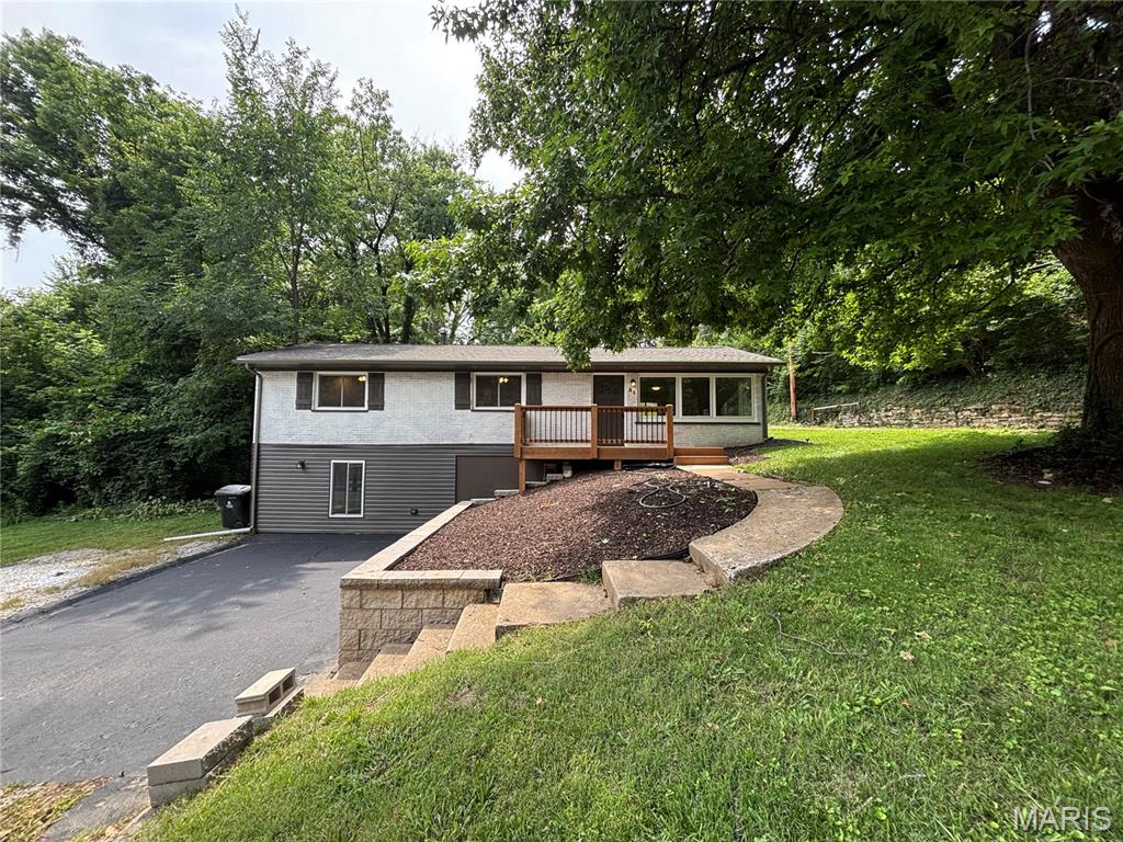 31 Highwood Drive — photo