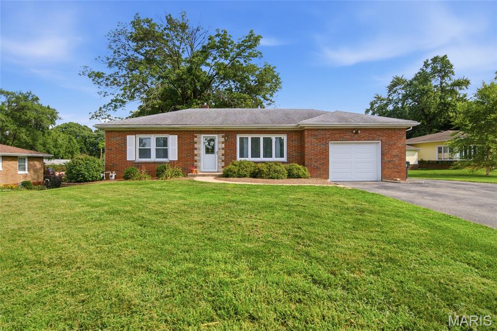 14 Circle Drive — photo