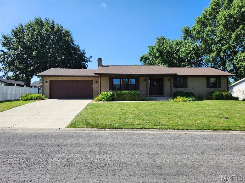 750 Klein Drive — photo