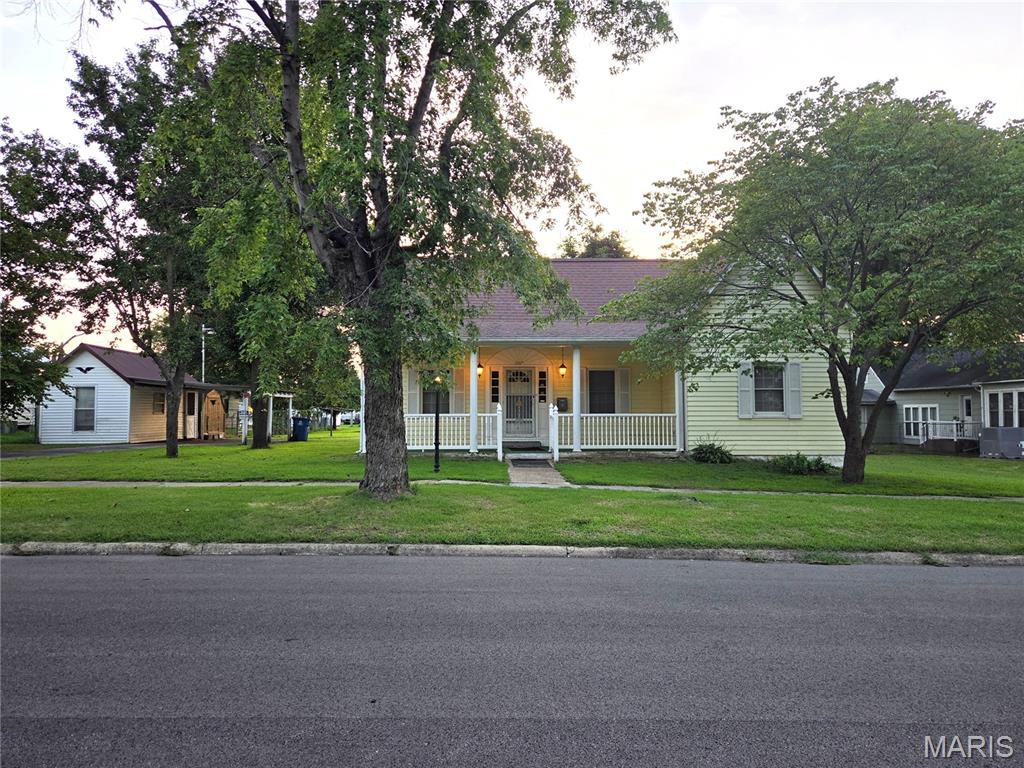 207 N Marion Street — photo