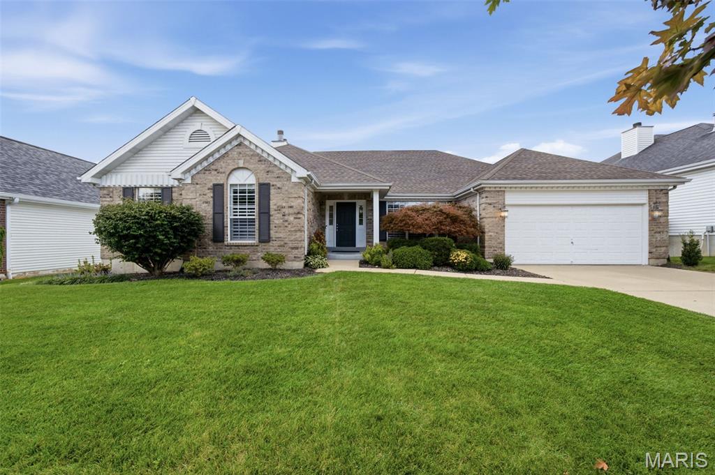 752 Hawk Run Drive — photo