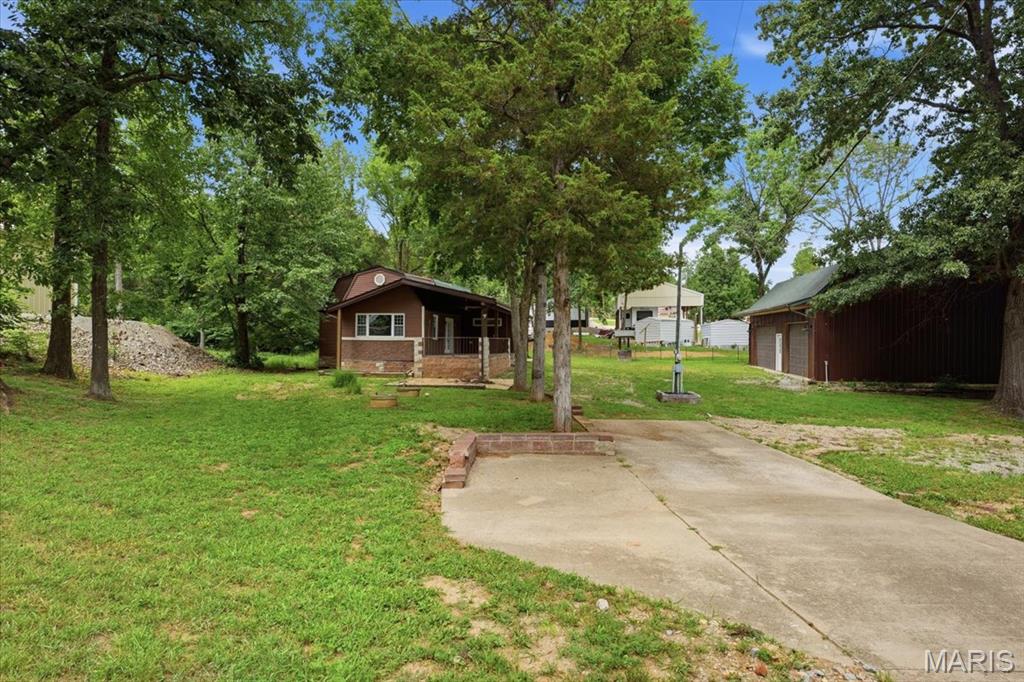 6051 Valley Drive — photo