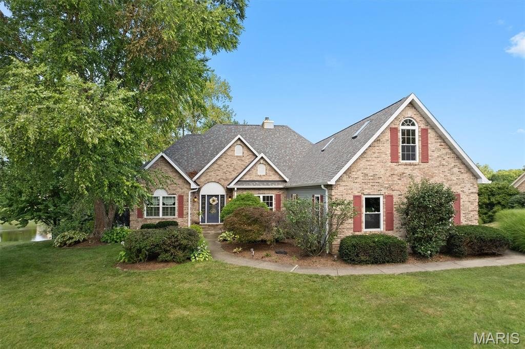 609 E Waters Edge Drive — photo
