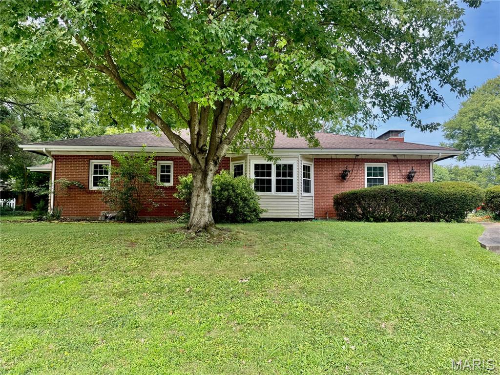 407 Killarney Drive — photo