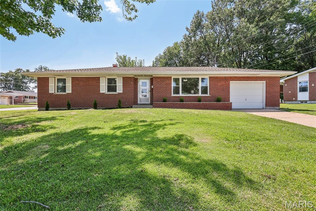 1 Elmwood Court — photo