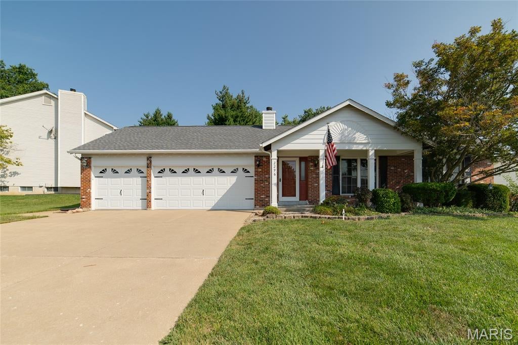2296 Delaware Drive — photo