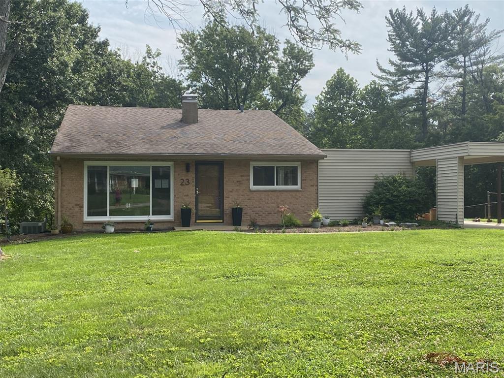 23 Country Squire Lane — photo