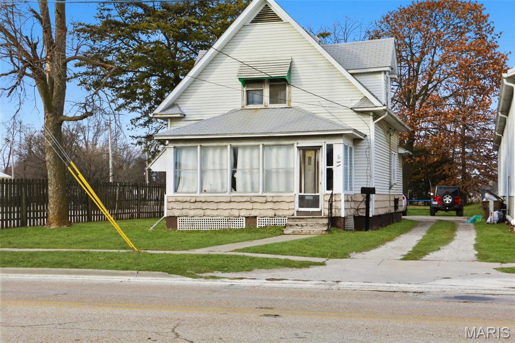 712 W Main Street — photo