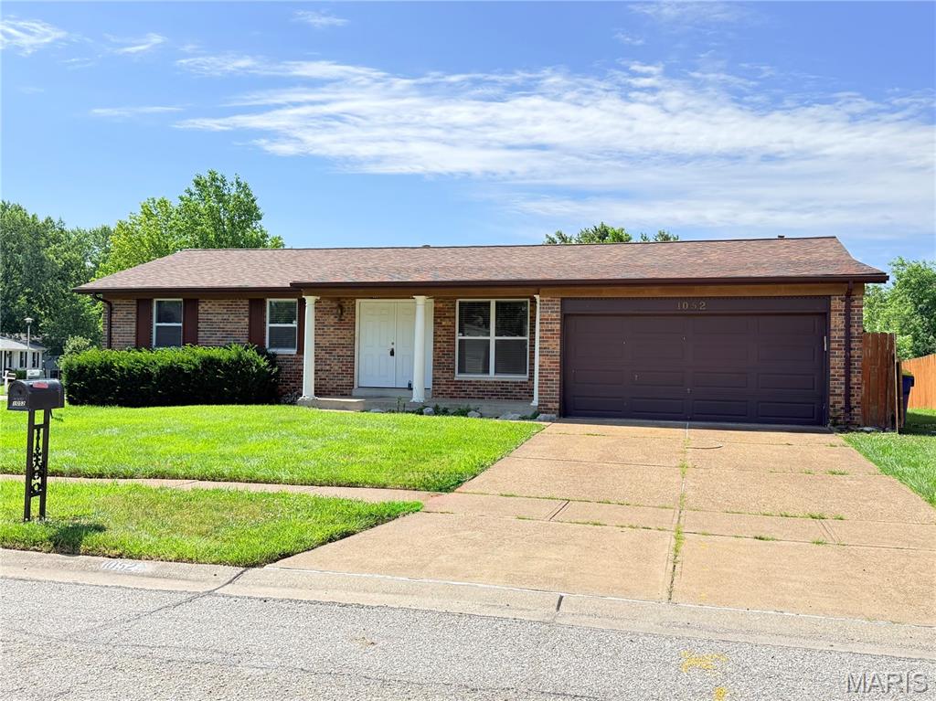 1052 Deleon Court — photo