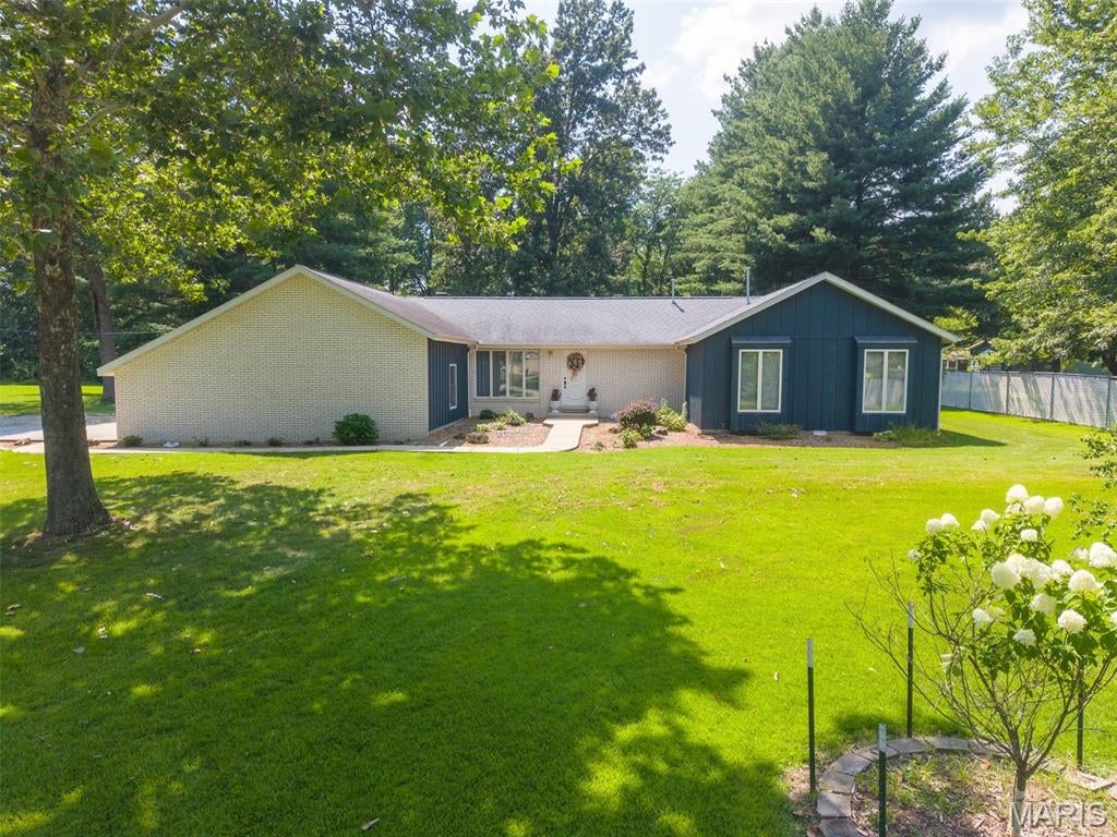 2405 Washingtpm Street — photo