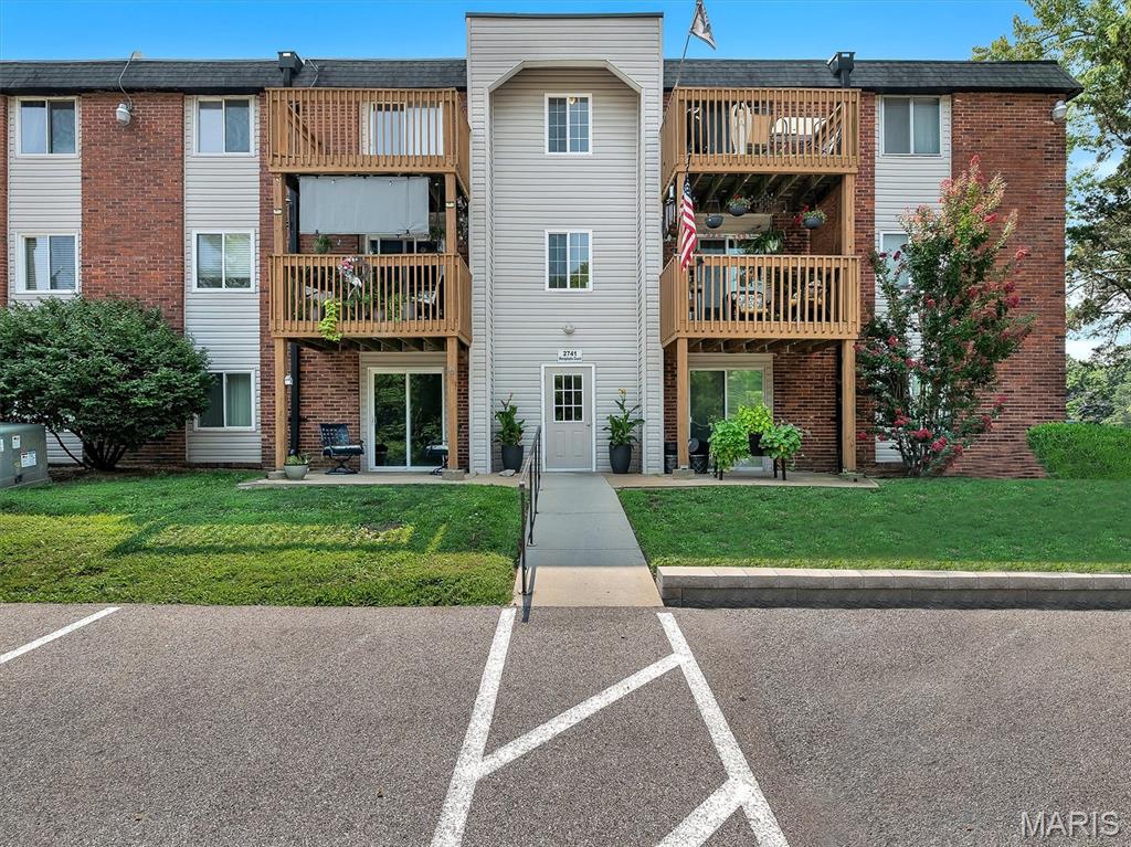 2741 Westphalia Court F — photo