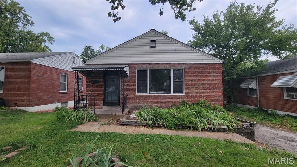 8525 Appleton Drive — photo