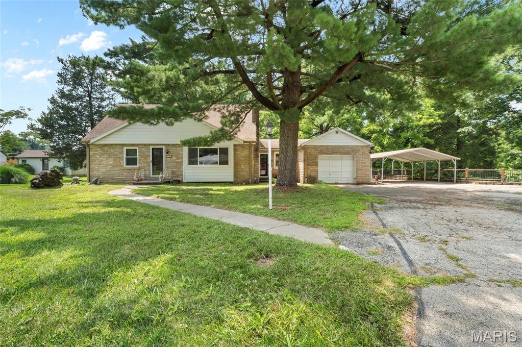 326 Hollywood Heights Road — photo