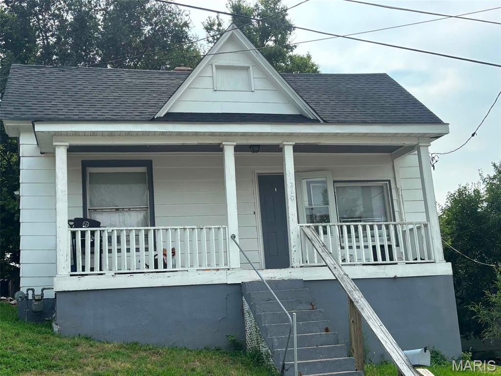 210 N Griffith Street — photo