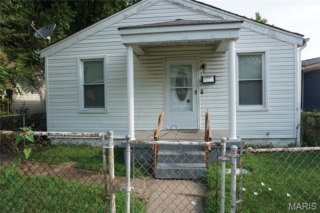 1163 Howell Street — photo