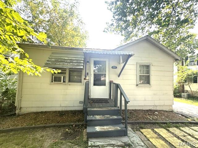 324 N Floridale — photo