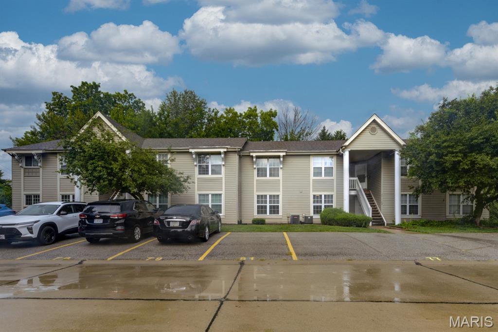 77 Sugar Glen Court — photo