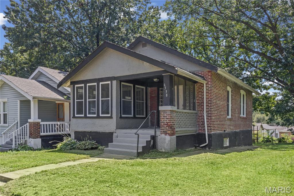 6538 Julian Avenue — photo