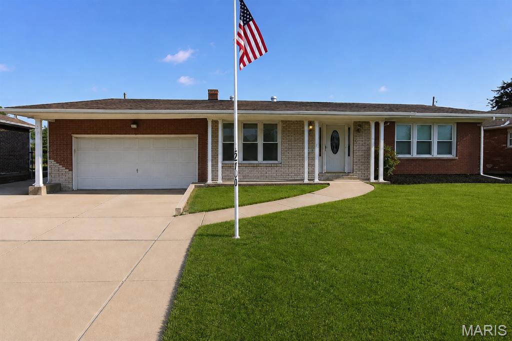 2708 Angela Drive — photo