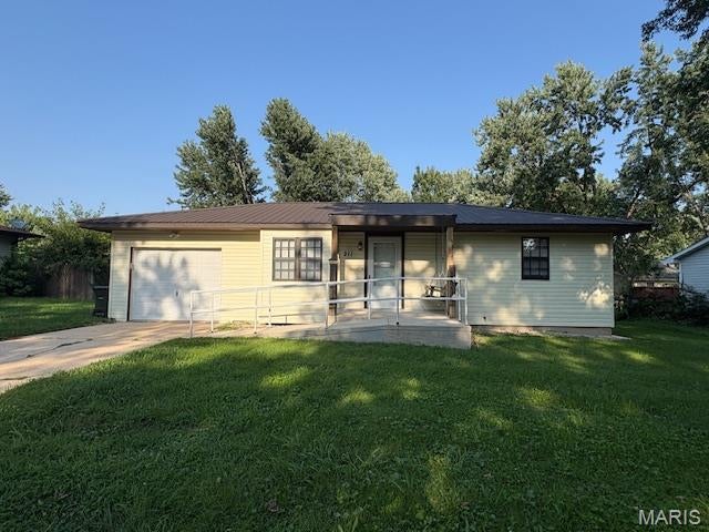 211 Belmont Drive — photo