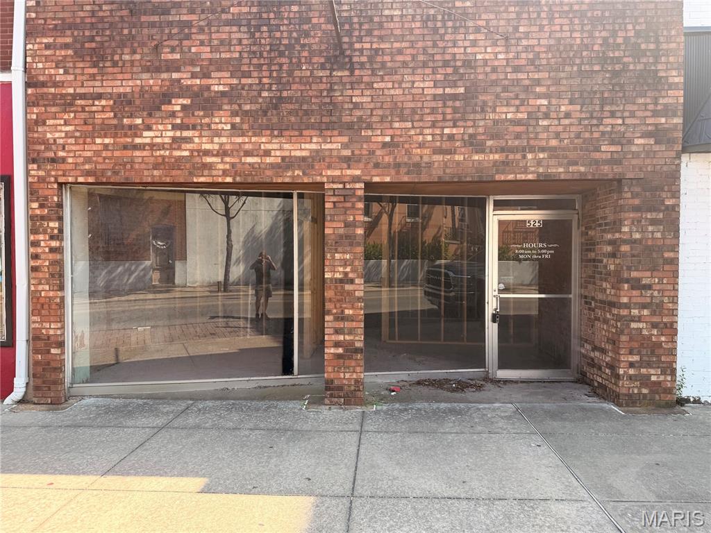 525 Broadway Street — photo