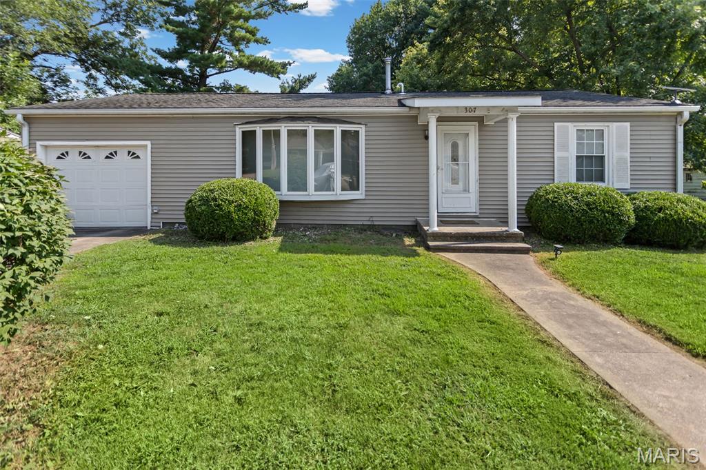 307 E Mosier Street — photo