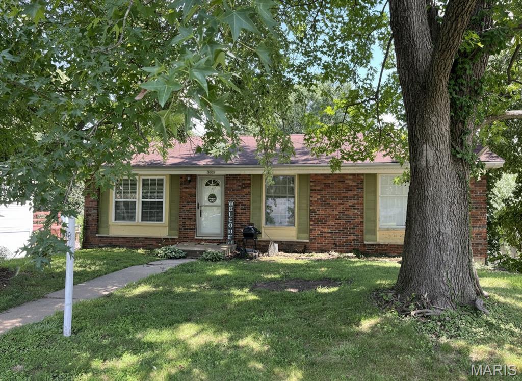 5905 Dogwood Lane — photo