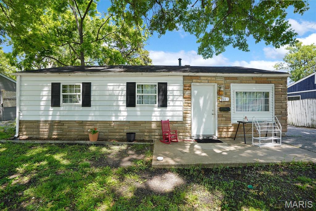 11 Saint Lambert Drive — photo