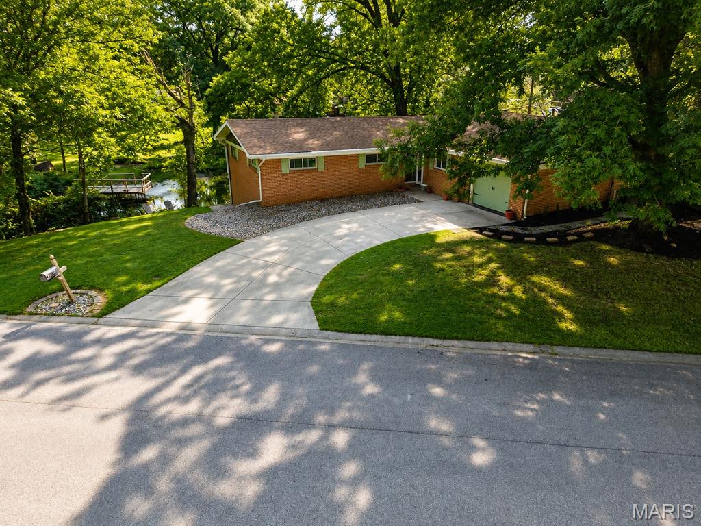 3832 Tanbark Drive — photo